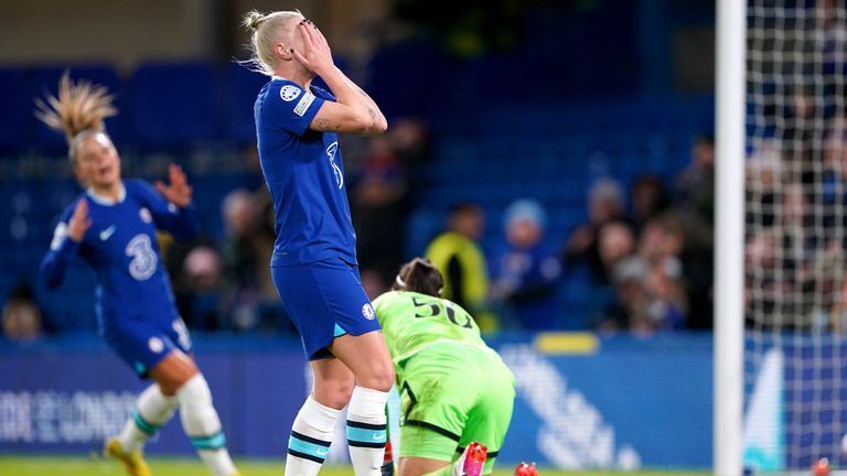 Bethany England missed a late chance to score a fourth Chelsea goal