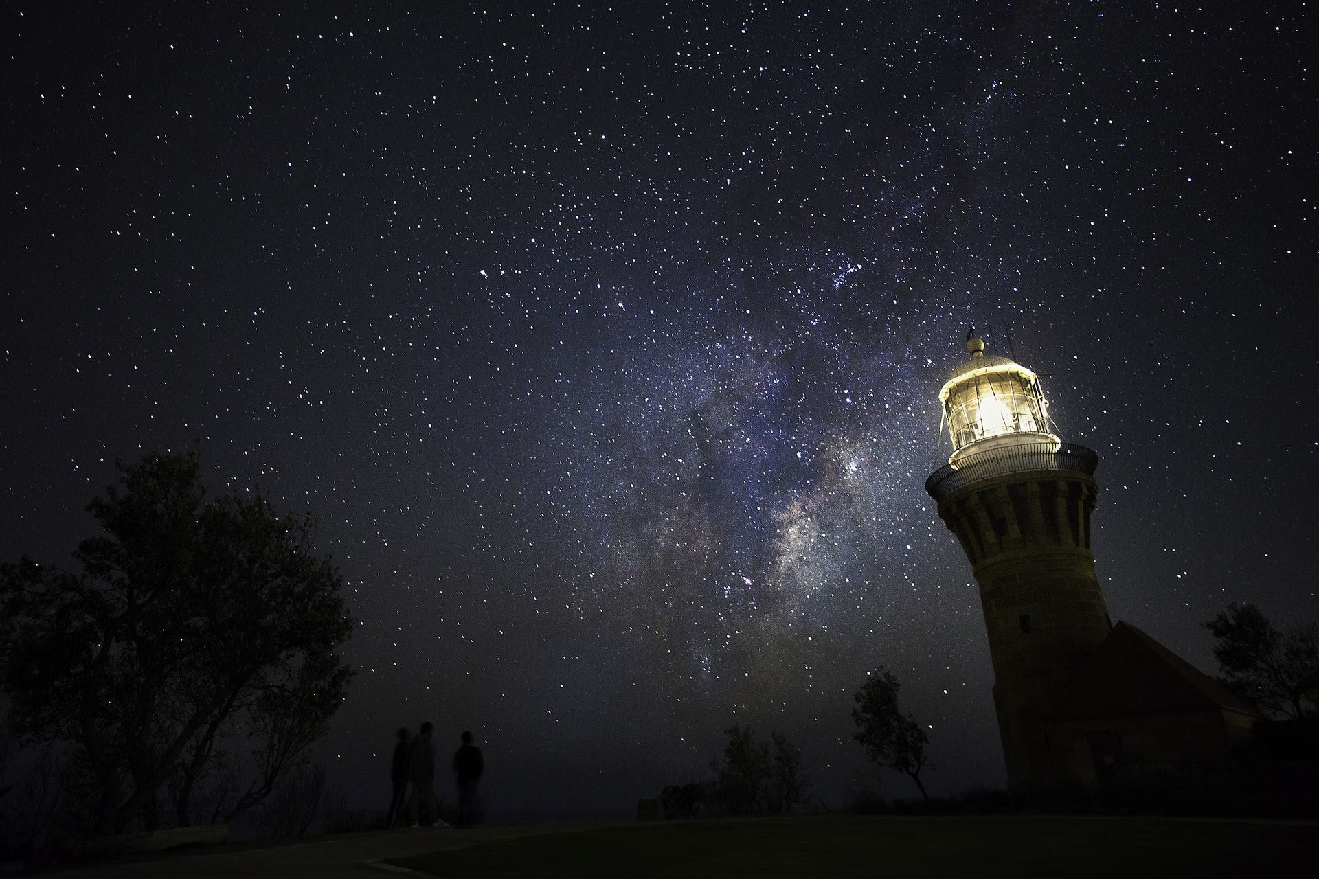 Barrenjoey lighthouse at night under the stars