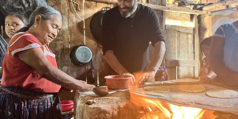 6 Cooking in Guatemala with a local family. CREDIT GLOBAL HUMANITARIA e1729262022976