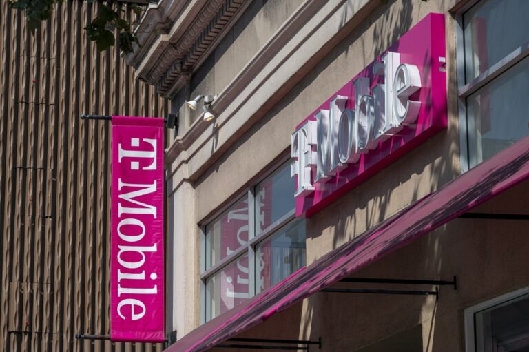 t mobile logo store