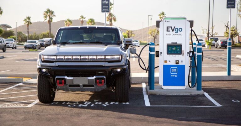 GM EVgo fast charging