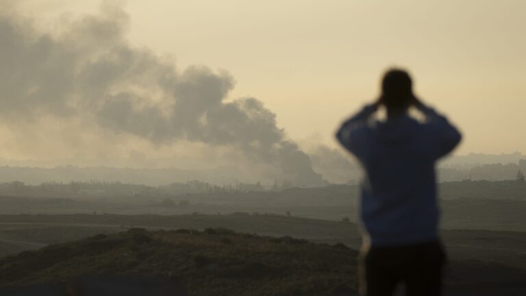 108087098 1736961660266 gettyimages 2193175463 israelhamas al 130125 197